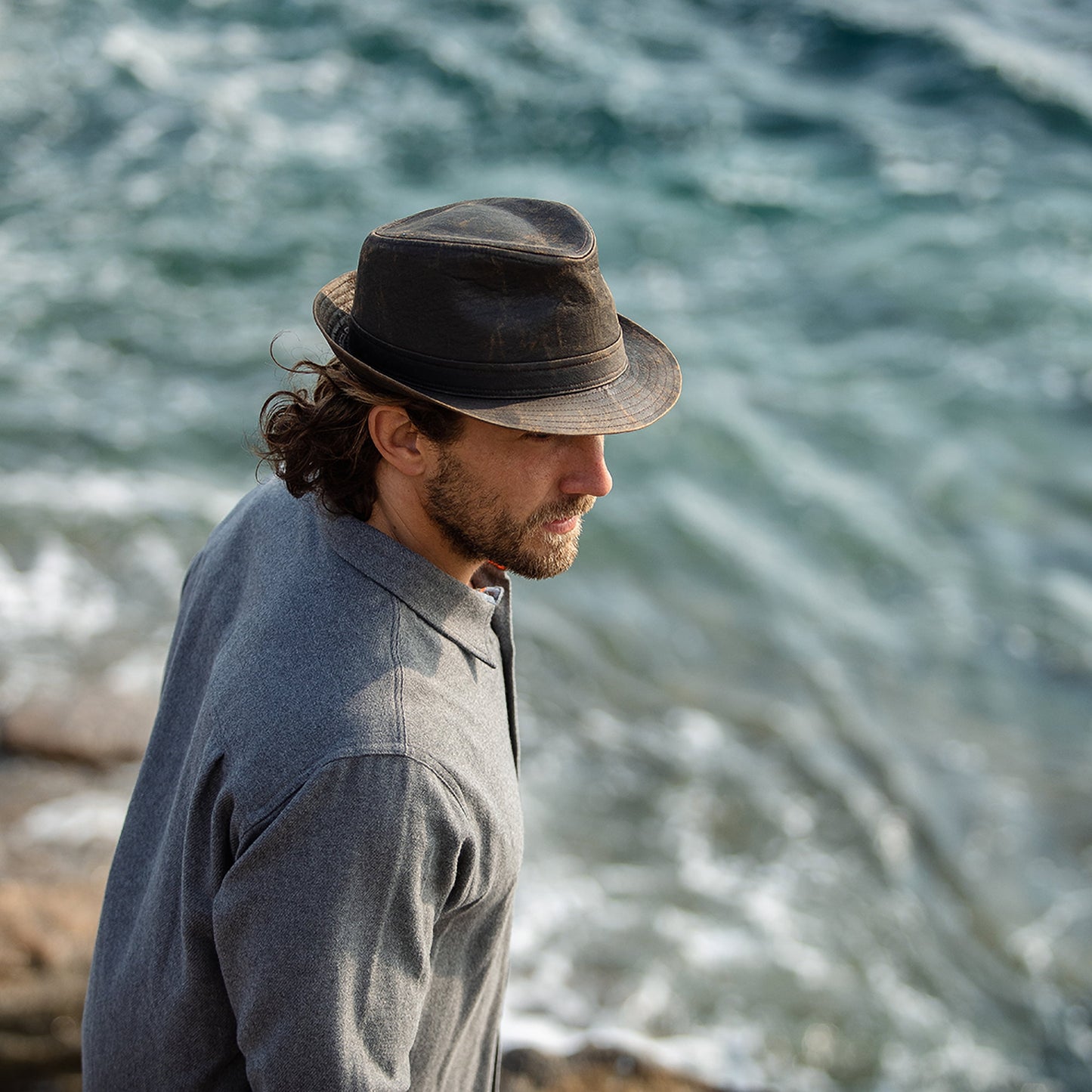 Sombrero Trilby de algodón envejecido de Jaxon & James Marrón al por mayor