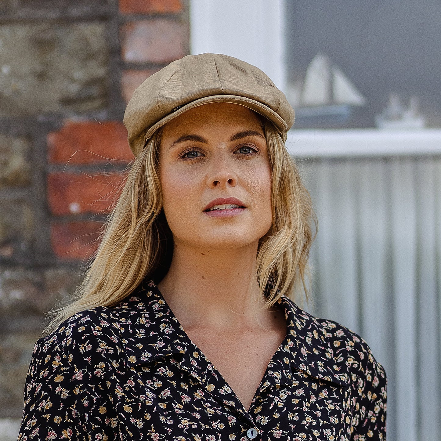 Gorra Newsboy de lino de Jaxon & James Camel al por mayor